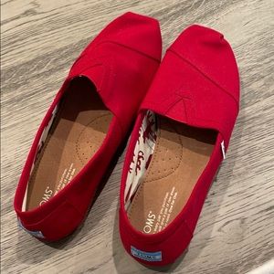 TOMS Canvas shoes